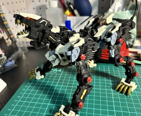 プラモデル製作代行｜プロの塗装と組立で究極の完成度を実現