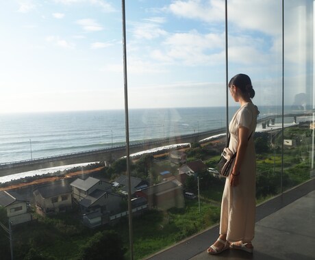 女性限定で写真撮影受付ます 一眼レフを使って被写体を撮影いたします。 イメージ2