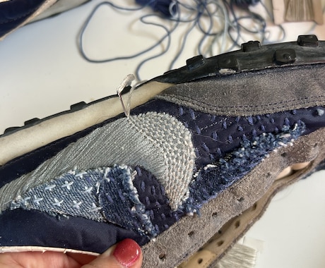 お持ちのスニーカー、刺し子でリメイク承ります 刺し子やダーニングで生まれ変わらせます！ イメージ2