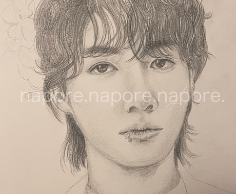 ご希望の人物かペットの似顔絵を鉛筆画で描きます リアルな似顔絵　プレゼントにも♪ 人物画　ぺット画　白黒 イメージ2