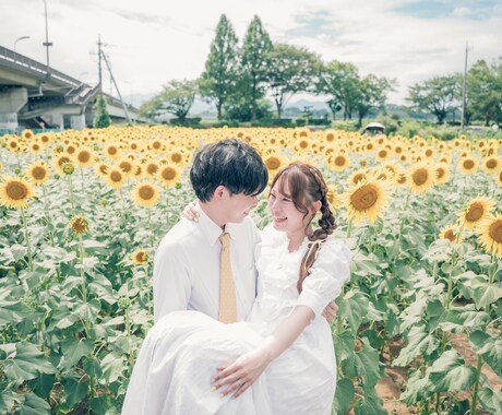 結婚式前撮り｜自然な雰囲気で撮影します 自然でおしゃれな、ありのままのお二人らしさを イメージ2