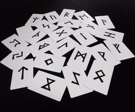 ルーン占い。お悩み解決お手伝いします 古代北欧から受け継がれてきたルーン文字が、貴方をお助けします イメージ1