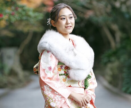 成人式・大切なその瞬間を美しく撮影します 人物撮影と得意とする女性フォトグラファーが最高の一瞬を撮影 イメージ1