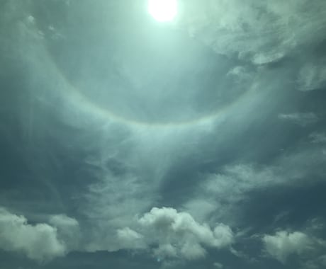完全沈黙で傾聴し、心の凪を受け止めます 一言も挟まず、あなたの言葉をそのまま、ただ、聴くだけ。 イメージ1