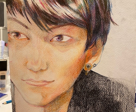 色鉛筆水彩の似顔絵を作者が本業休みの日だけ描きます 作者が仕事休みの日に依頼募集してます。 イメージ1