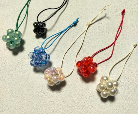ドリームキャッチャーかビーズボールの作り方教えます 初心者歓迎！手持ちの材料でレッスン時に完成！プレゼントにも！ イメージ2