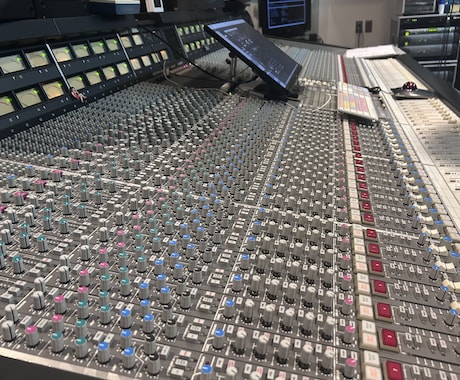 インスト曲のミキシングをします 現役音楽科学生によるインスト曲のミキシング！ イメージ1