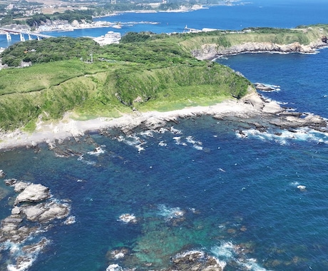 出張してドローンで空撮動画を撮影します 迫力のある空撮からその他目的に合わせた飛行や撮影を承ります！ イメージ2