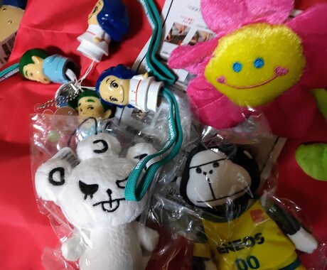 着物生地を使ってファッション小物制作します 着物に廃棄処分減らすための商品企画です イメージ2