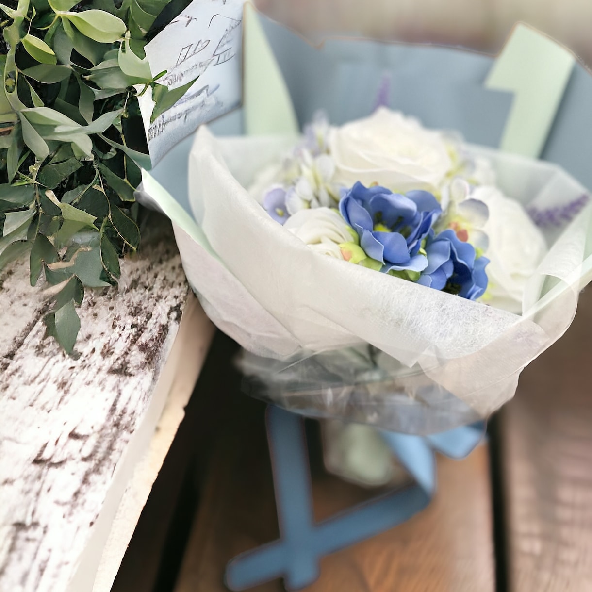 造花の花束・フラワーアレンジお作り致します 枯れないお花でプレゼント用の花束お作り致します•*・ イメージ2