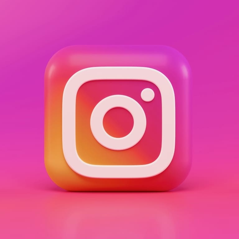 初めての方必見！インスタ広告の設定を代行します Instagramの広告を出したいけどやり方がわからないに♪ イメージ1