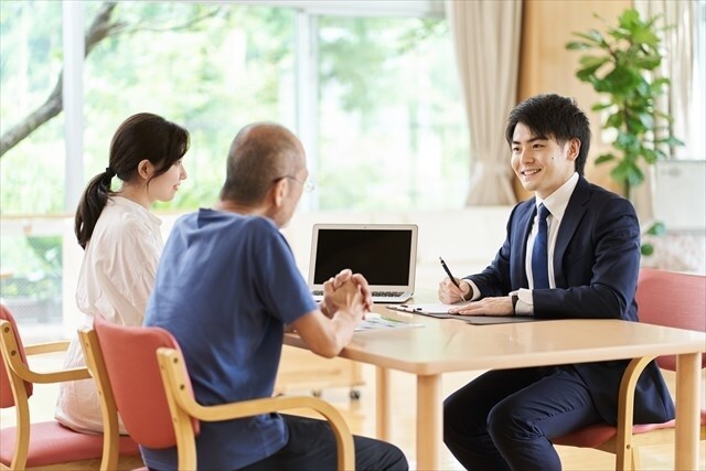 郵便局の保険の解説いたします 保険販売歴14年の元局員が、どういう保険なのか解説します。 イメージ1