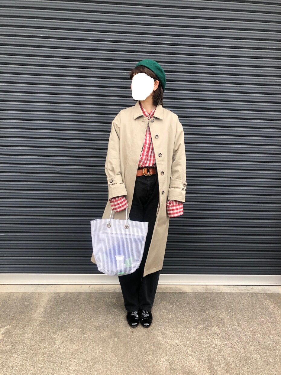 部屋のクローゼットでコーディネートを組み合わます コーディネートできない！難しい！と悩んでる人たちへ イメージ1
