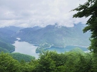 御前山、扇山、百蔵山、大菩薩嶺の風景写真になります 山梨、東京あたりの1000〜2000Mの山々からの風景です。 イメージ1