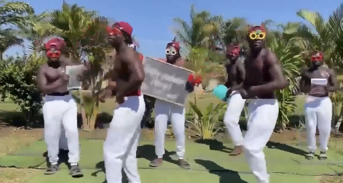 アフリカからお祝い動画などを撮ります 海外の友人からのビデオで、記憶に残る思い出を！ イメージ3