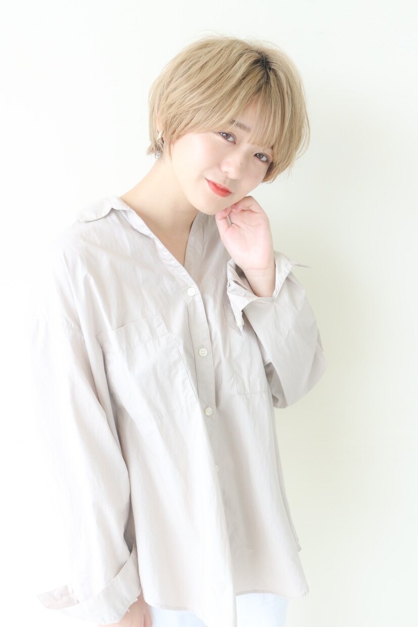 髪型髪質でお悩みの方に現役美容師がアドバイスします お家でできるケアから、美容室でのオーダーの方法まで！ イメージ1