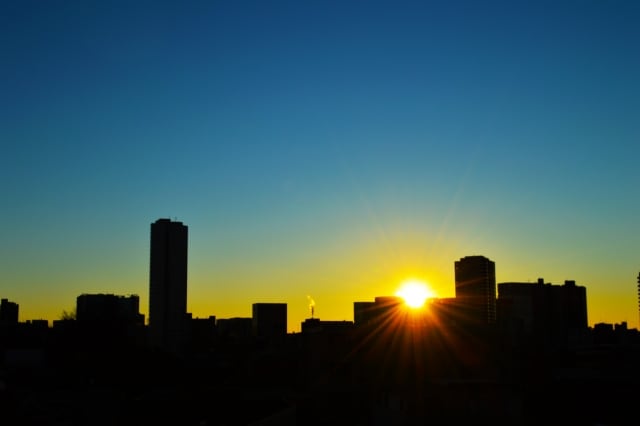 退職しようか迷っている方の背中を押します 今の仕事を辞めたいけど辞める勇気がない人を励まします。 イメージ1