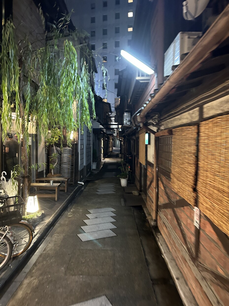低音ボイスでのナレーションや声のお仕事請け合います 放送部出身の声で魅せる！ナレーション・朗読・キャラボイス！ イメージ2