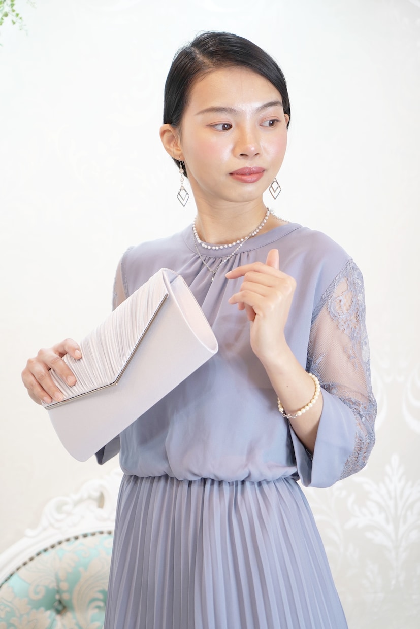 女性モデルを起用した商品写真撮影をいたします 高画質・高品質！あなたの商品写真をアップデートしませんか？ イメージ2