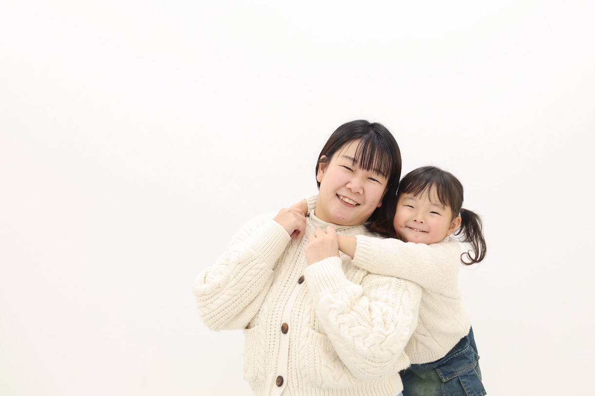現役子供スタジオ経験者が、屋内外どちらも撮影します お子様の様子を見て撮影順を入れ替えるなど、対応いたします。 イメージ6