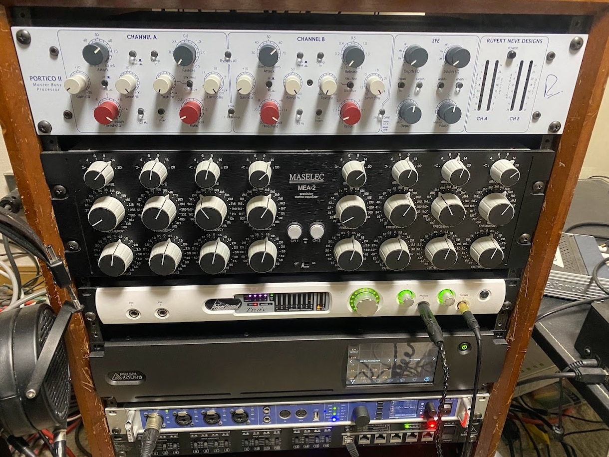 ボイスデータのノイズ除去や音質調整を行います リップノイズや雑音を消して聞きやすい音声データに仕上げます。 イメージ2