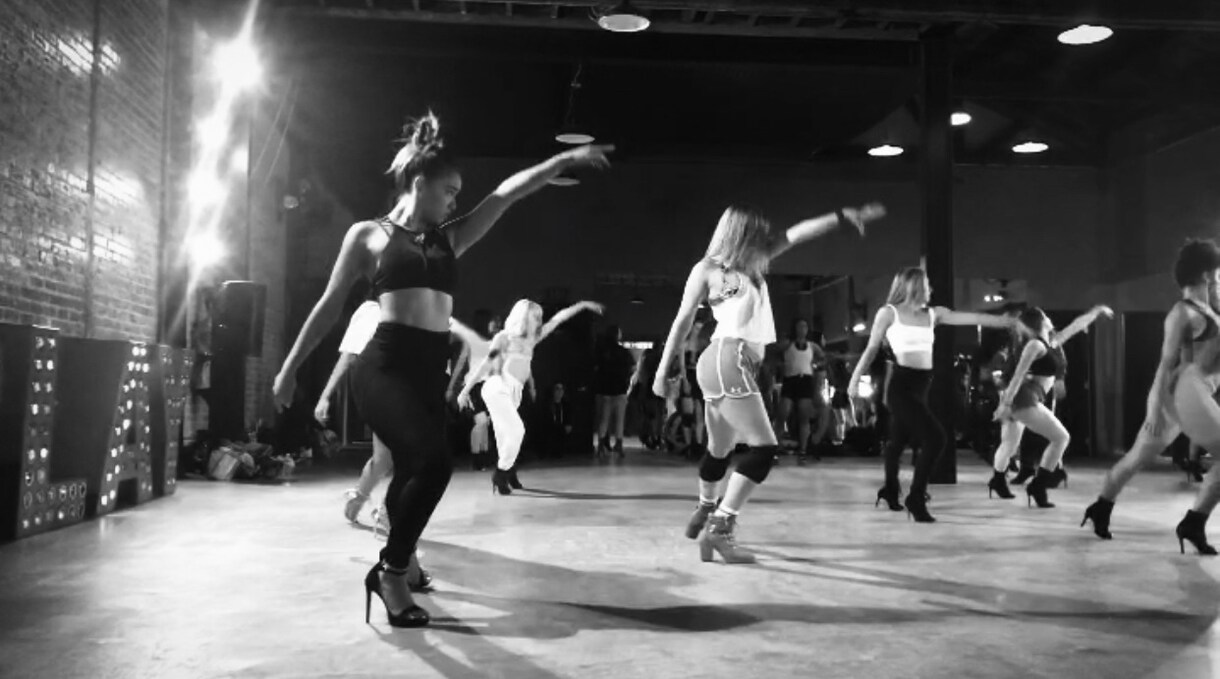 現役ダンサーが様々なダンスのレッスンをします Heels Dance, Jazz, バレエのダンスレッスン イメージ1