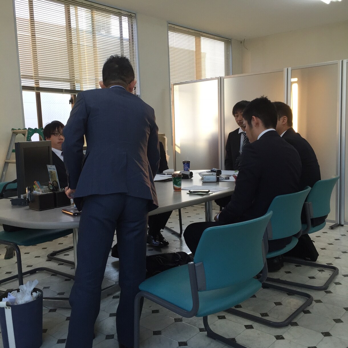 浮気、不倫、行動の全てを調査であきらかにします 低料金、安心後払い、成功保証で、はじめての方もご安心ください イメージ7