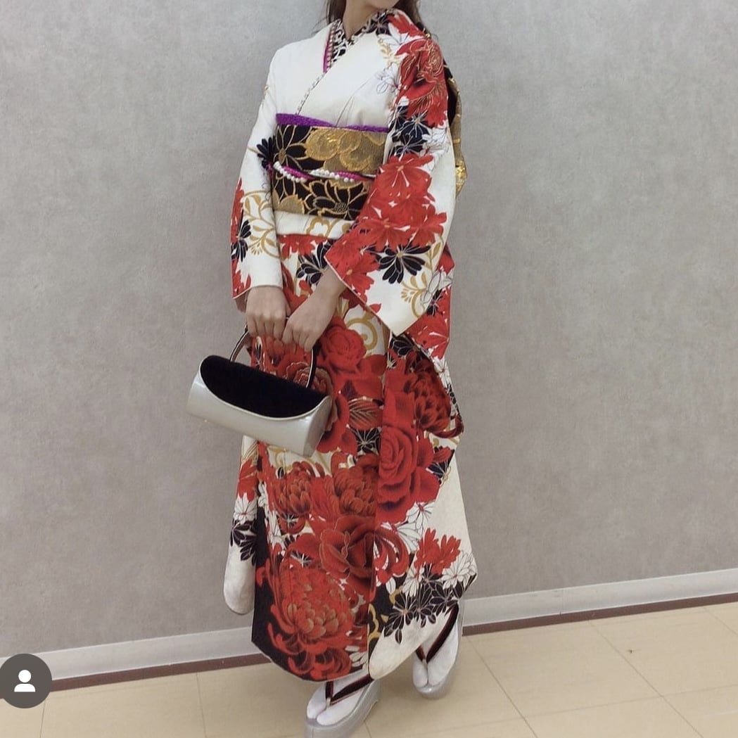 振袖スタイリスト歴8年!!出張着付けいたします 振袖/訪問着/付下げ✿可愛いをお届け♡ イメージ1