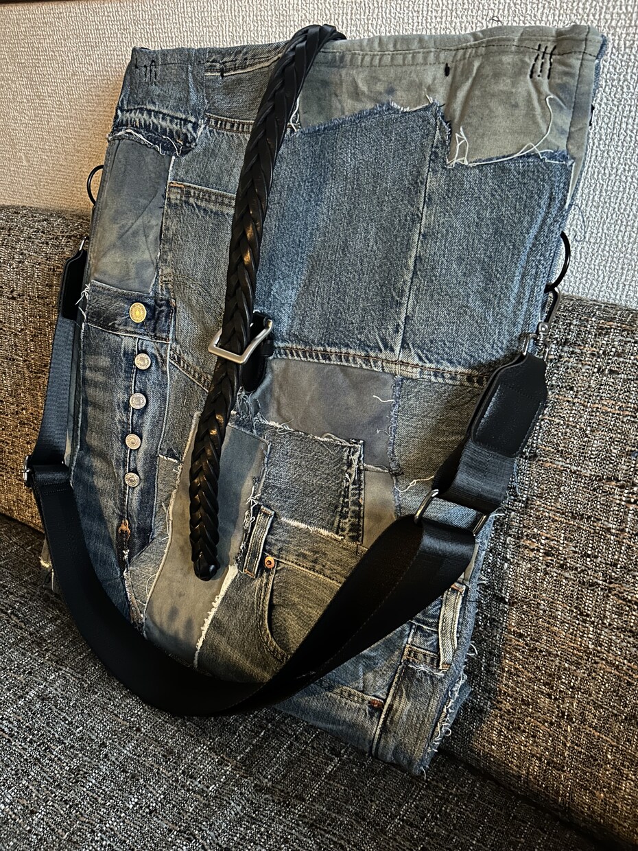 お持ちのお洋服をオリジナルのbagにリメイクします 世界に一つだけのbagにリメイクして生まれ変わります イメージ1