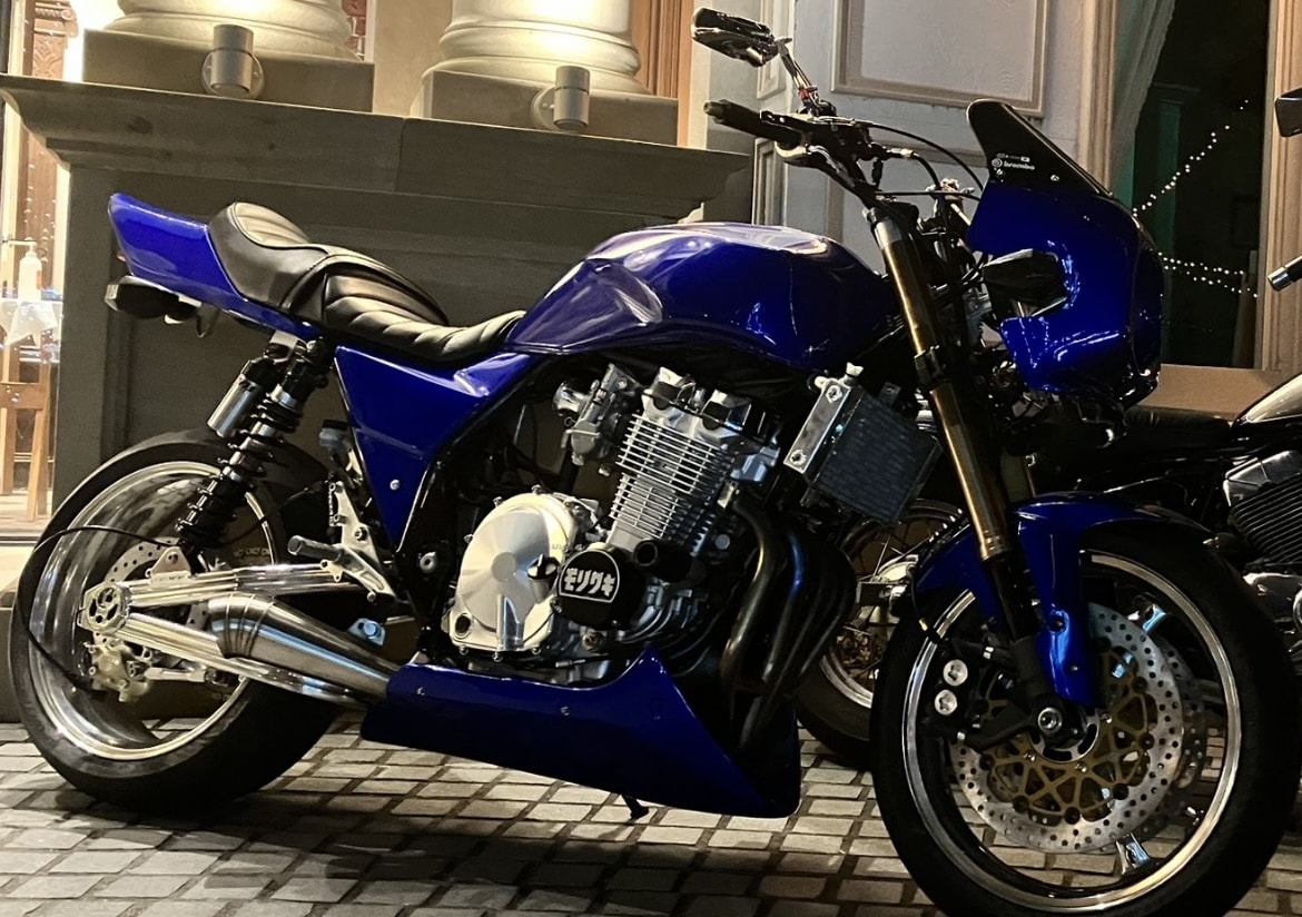 バイクの外装・タンク、なんでも塗装します 職人が仕上げる、艶と質感のリフレッシュ イメージ1
