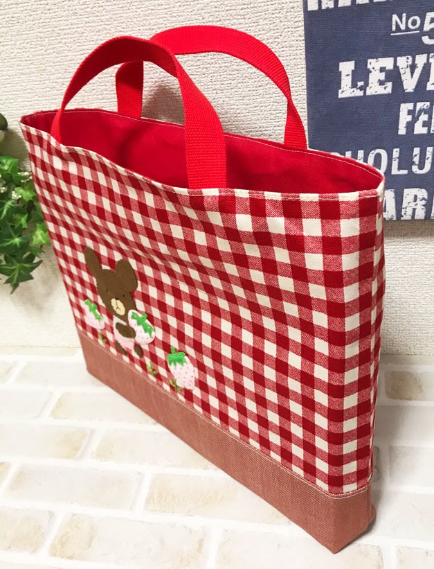 レッスンバッグをお作りいたします 送料込み◆子育て応援くまのアップリケの手作りバッグです イメージ3