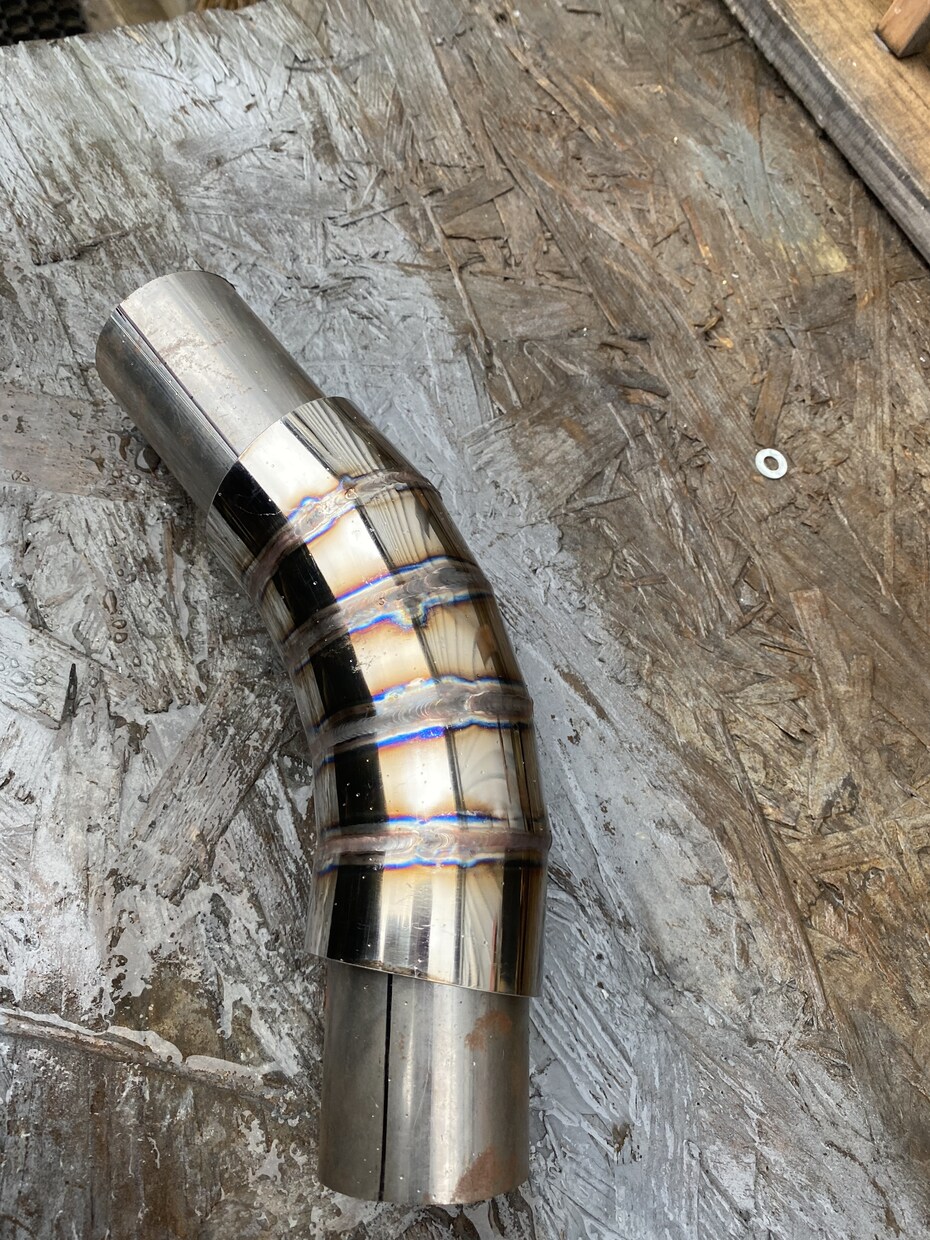 溶接をメインに金属加工、ワンオフ製作を承ります 簡単な溶接修理から機械部品の製作まで金属加工の相談と施工。 イメージ3
