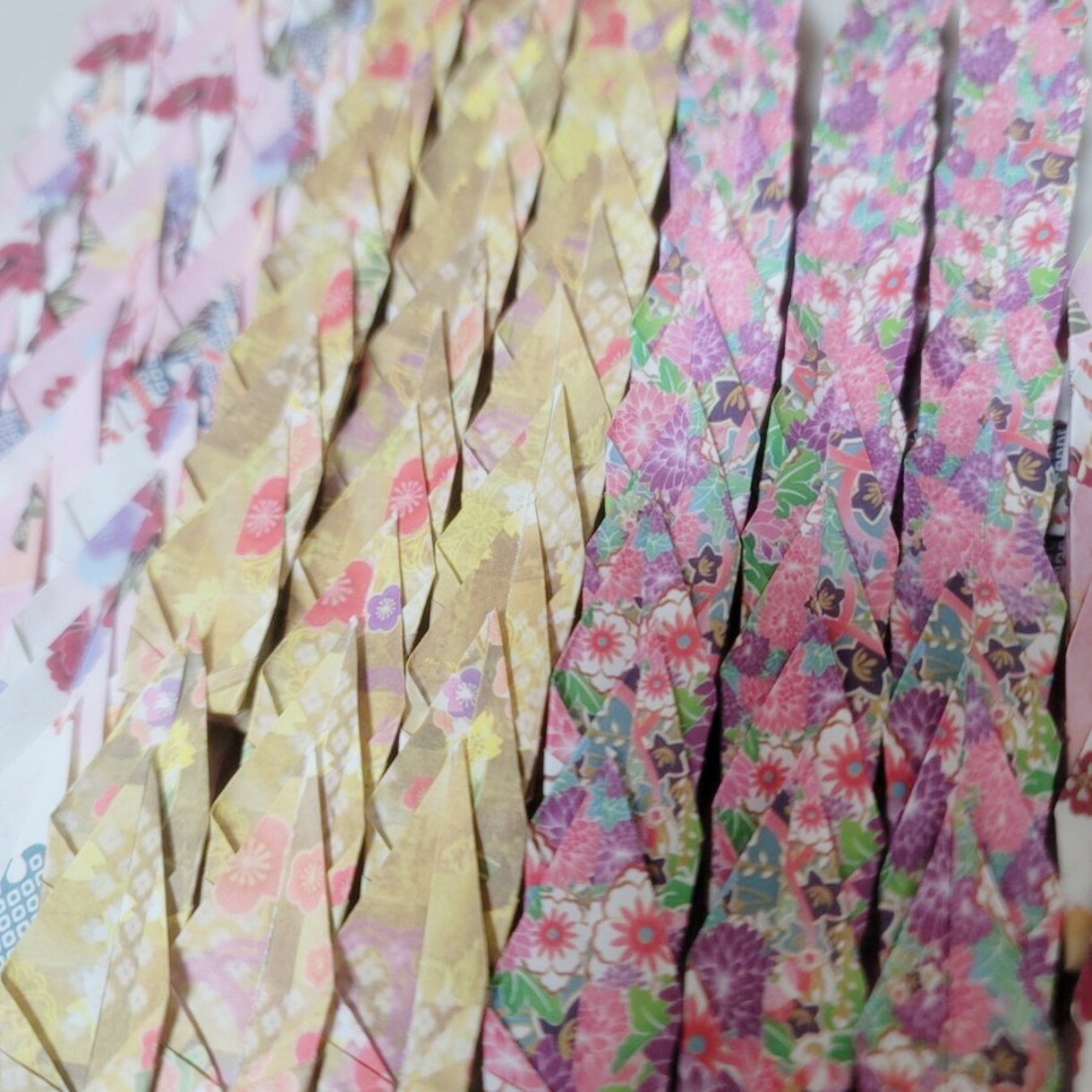 折り鶴制作いたします 丁寧な制作を心がけております♪折り鶴シャワーいかがですか? イメージ2