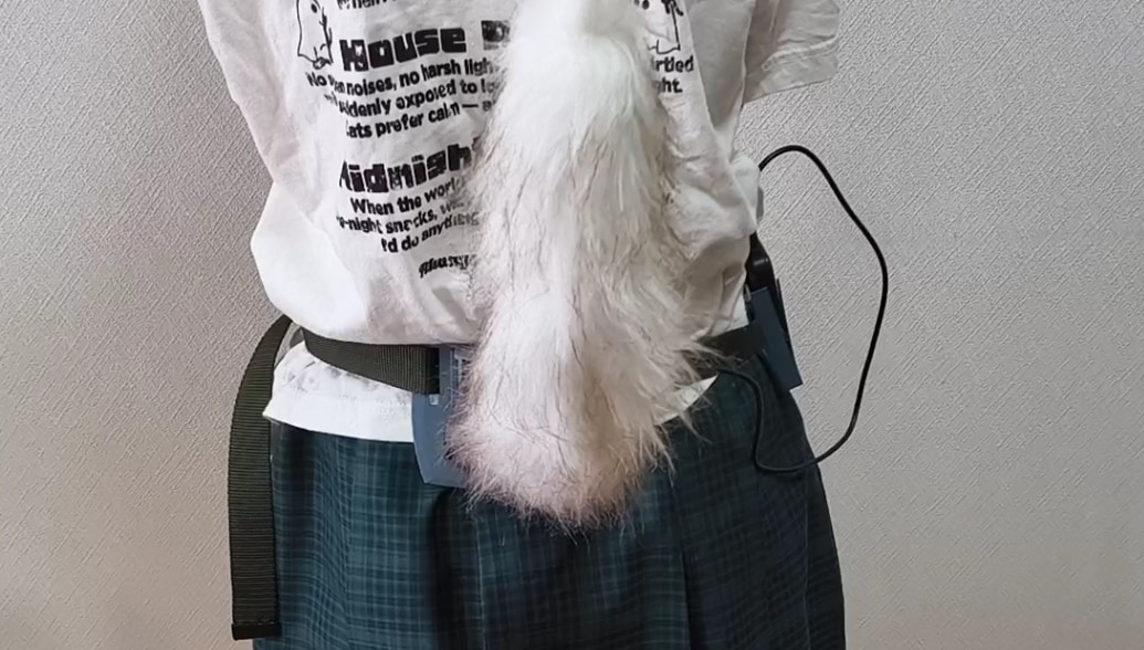 コスプレ用の電動しっぽを作成します 獣系コスプレをグレードアップするスマホ連動の電動尻尾 イメージ1