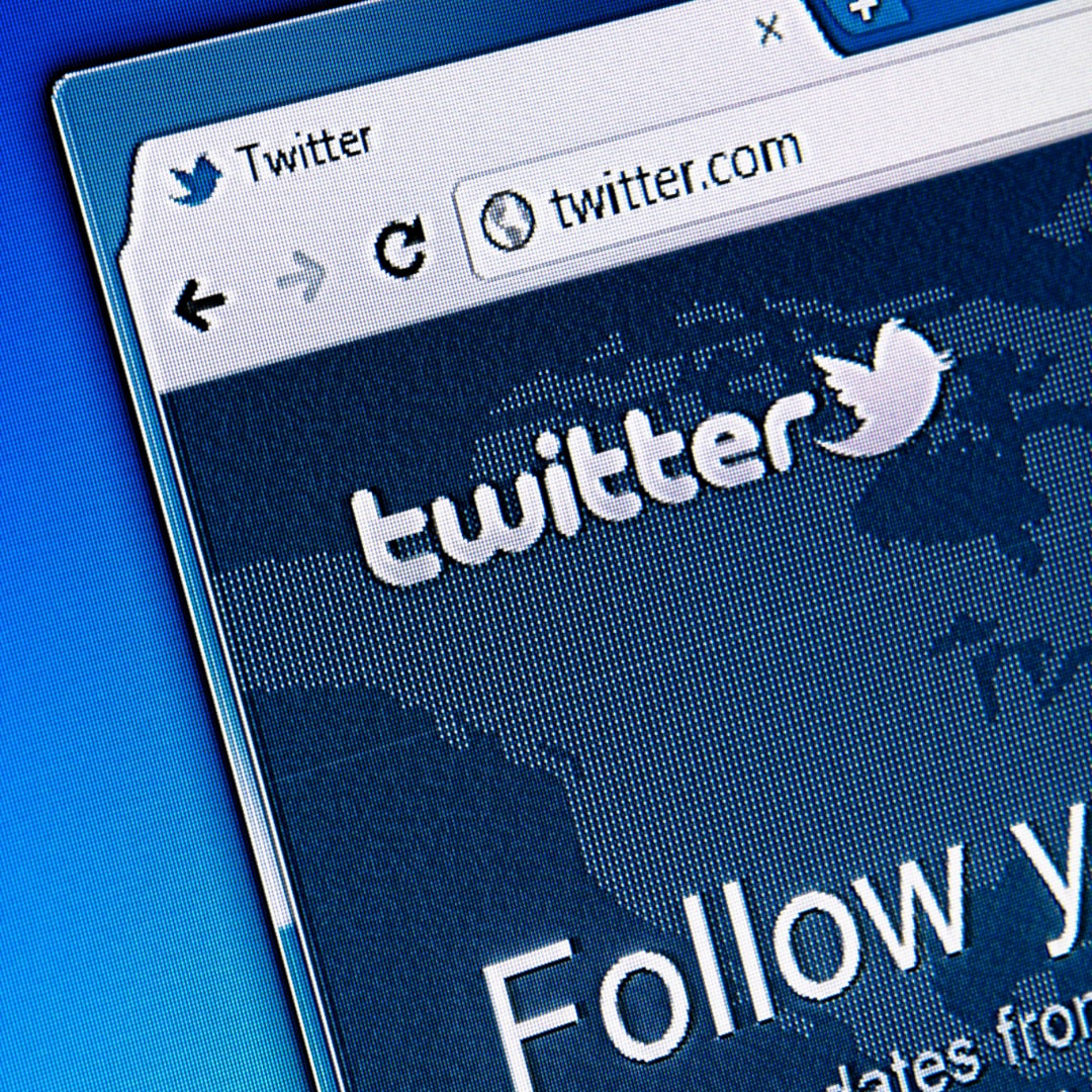 ツイッターの英語の文章を考えます 英語140文字の文章を10セット考えます イメージ8