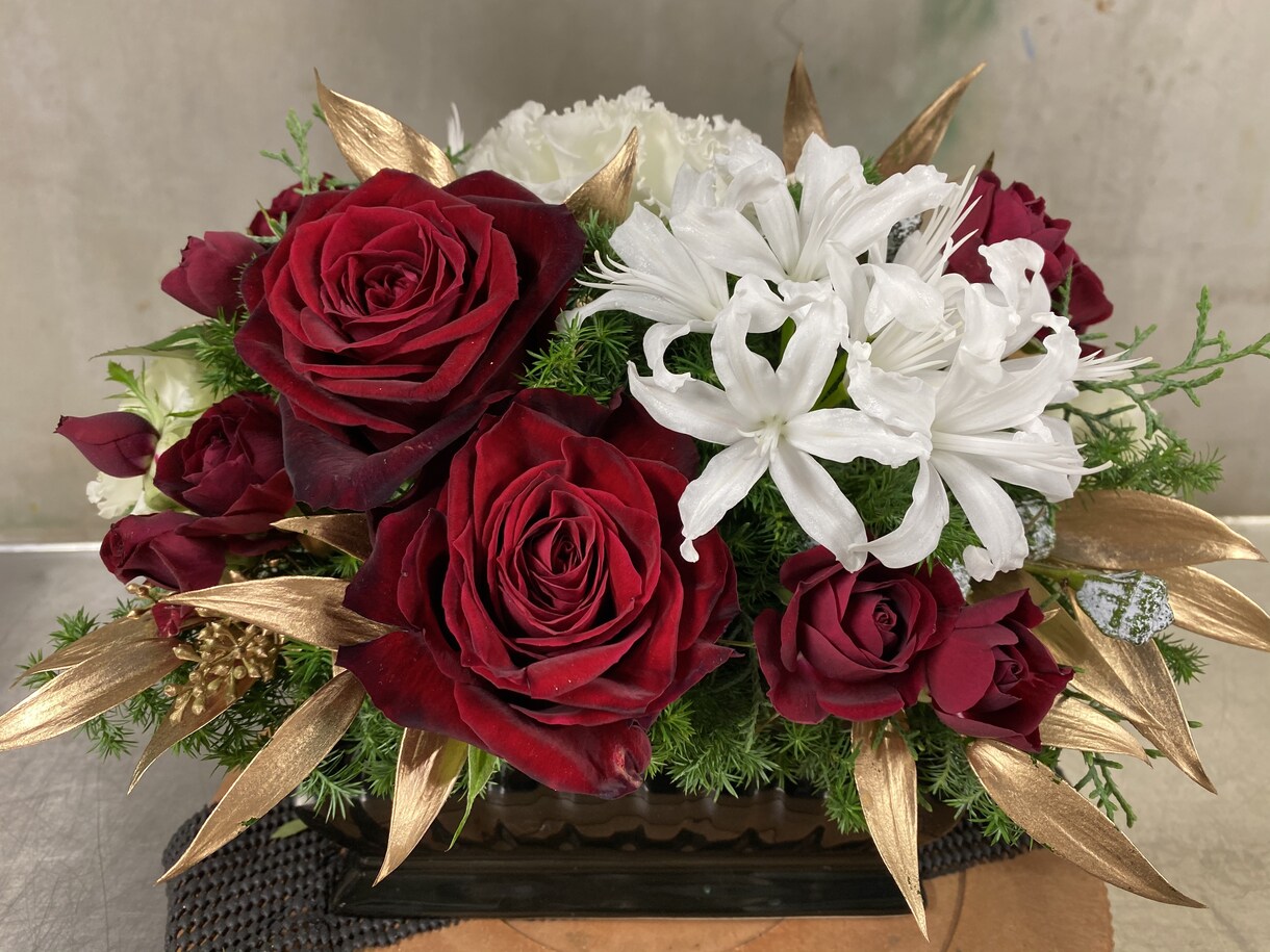 プリザーブドフラワーアレンジメントをお作りします お好みの色味や花材で可愛くお作りいたします‼︎ イメージ7
