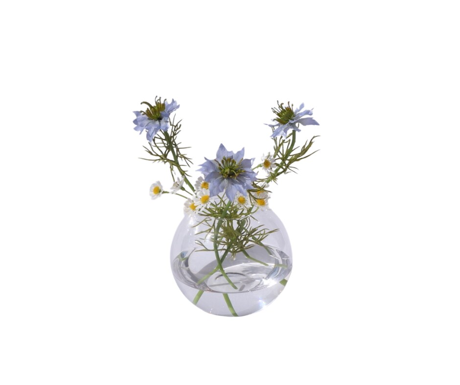 花瓶ごとお届け・枯れない装花便承ります 造花を花瓶ごと完成形でお届け！置くだけで空間の印象を整えます イメージ6