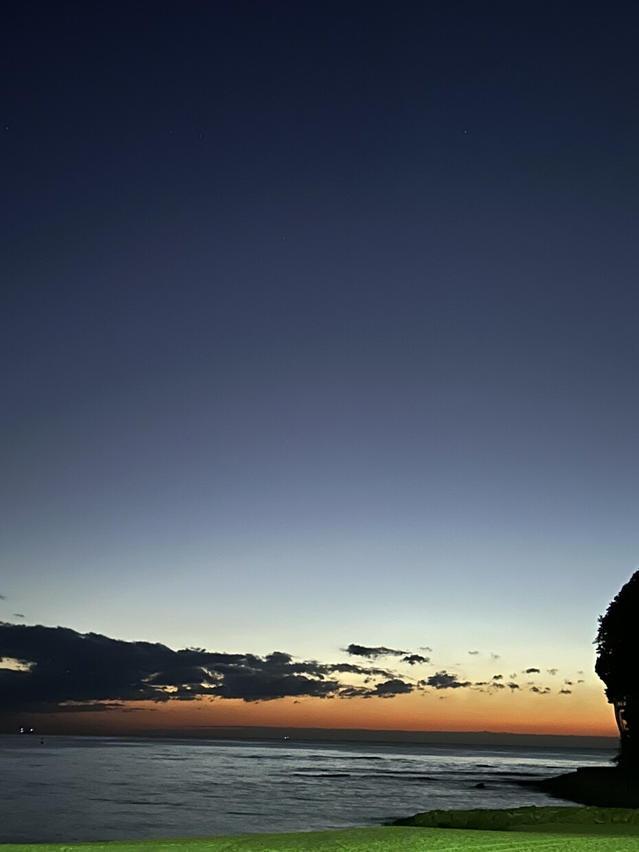 夜の写真や夕日の写真を撮ってます 和歌山県のホテルから撮りました。星空が多いです イメージ10