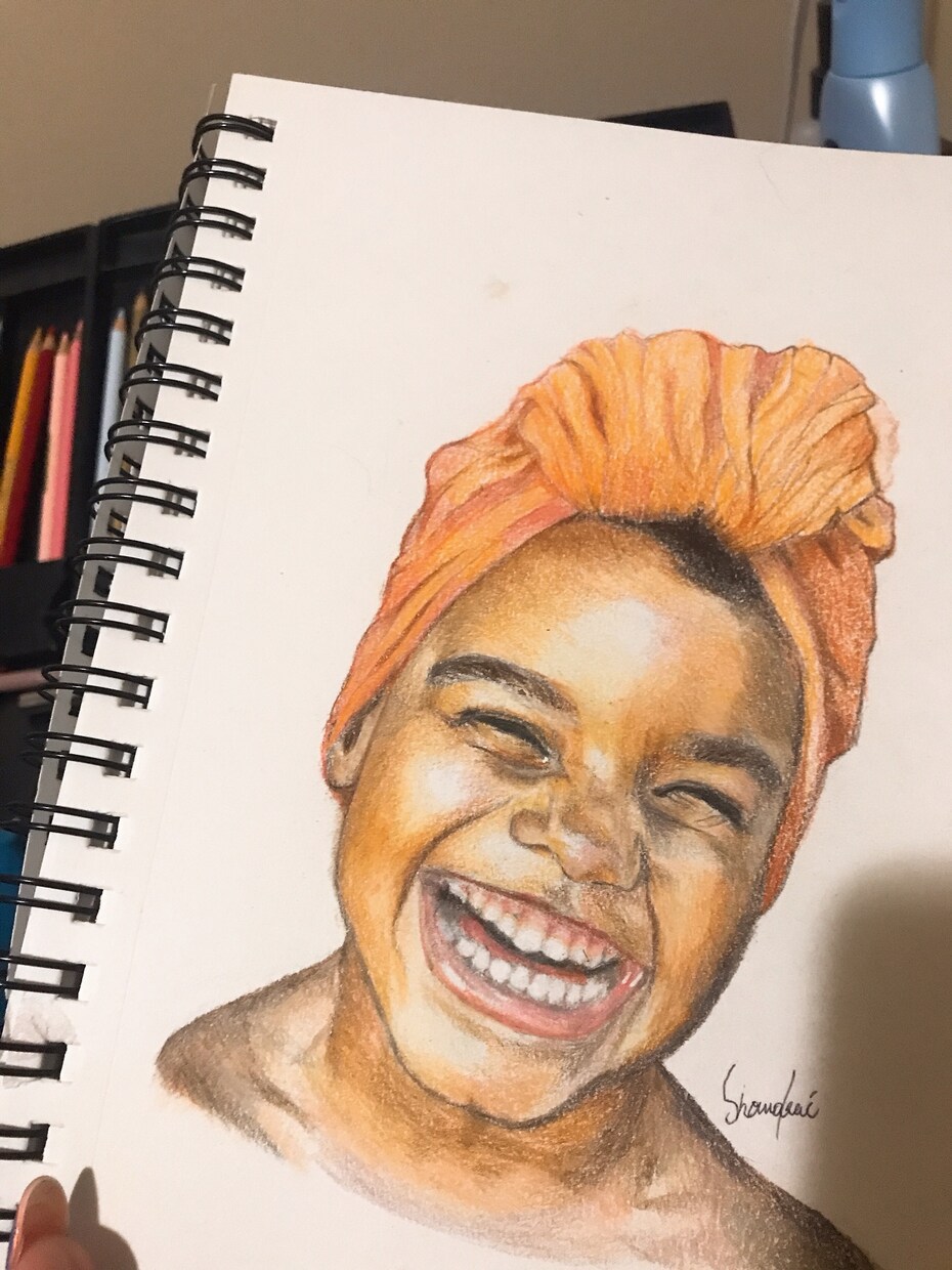 色鉛筆を使って似顔絵をお描きします 色鉛筆、パステルでリアルで鮮やかな似顔絵をお描きします イメージ1
