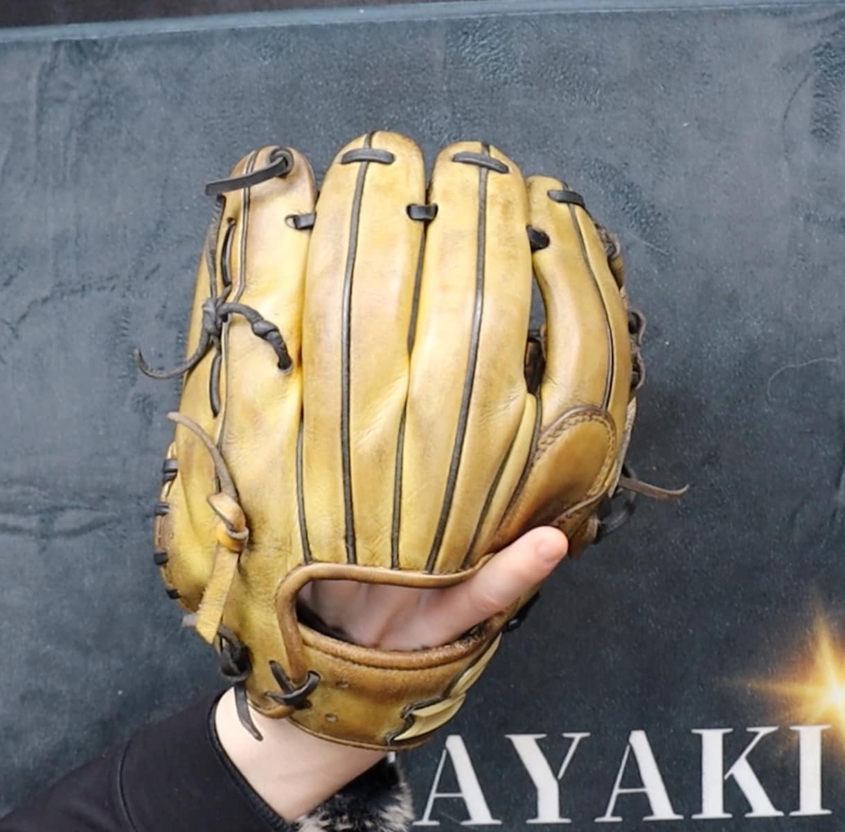TikTok 2万人！　野球　グローブ　磨きます 愛着のあるグローブをピカピカに復活させます！ イメージ4