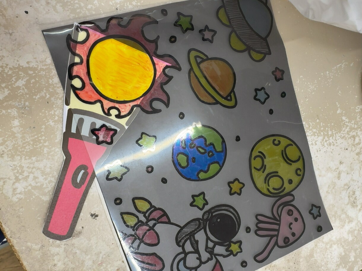 壁面飾りや好きなイラスト、工作資料等つくります 趣味、児童館、学童クラブでの経験を活かし工作関連作ります イメージ4