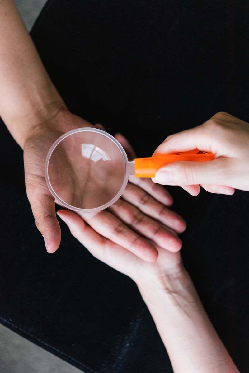 両手の手相を比べて、本質・才能・未来を読み解きます 生まれ持った資質や魅力、恋愛・仕事・金運など丁寧に鑑定します イメージ4