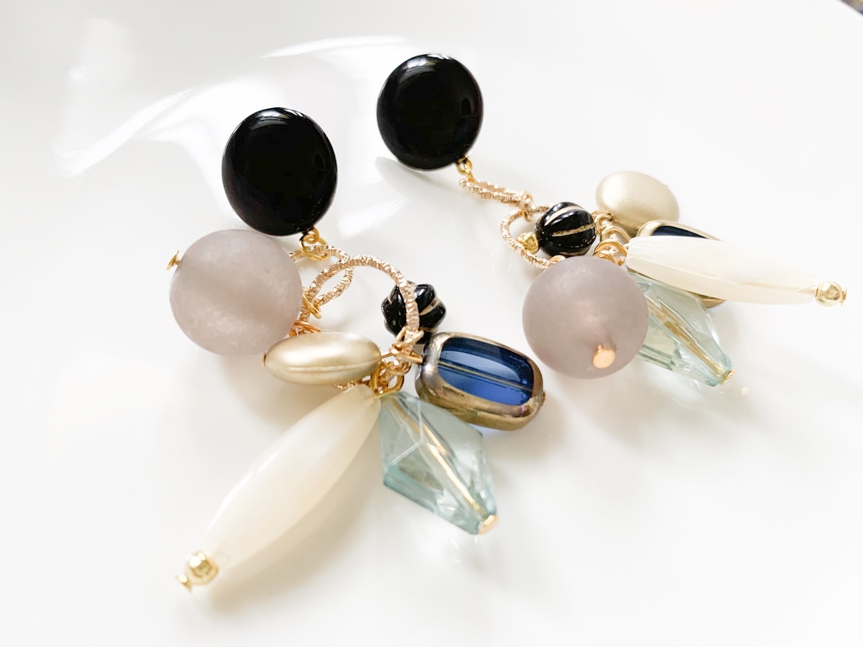 値段別！ハンドメイドピアス、イヤリング作ります あなたの日常を彩るひとしなを、付けるを諦めない！ イメージ9