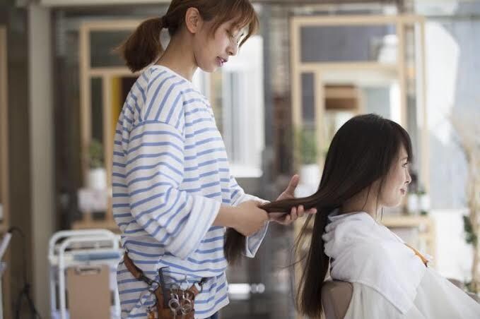 予約の取れない人気美容師が骨格診断します 大阪の有名店スタイリストが本当に似合う髪型をレクチャーします イメージ1