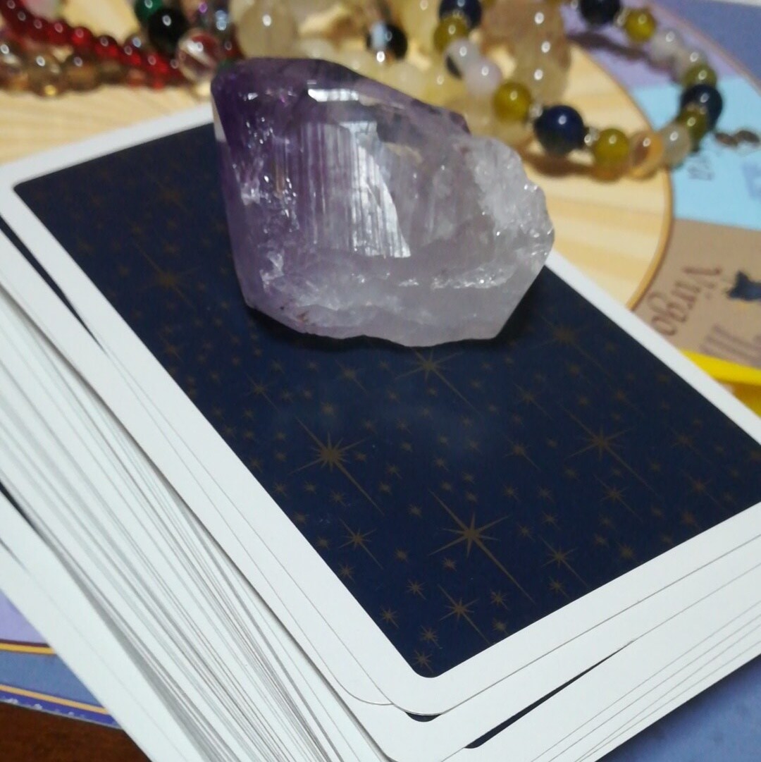開運。お相手のお気持ちを視ます お相手の現在・過去・未来のお気持ちをタロットにて占います。 イメージ1