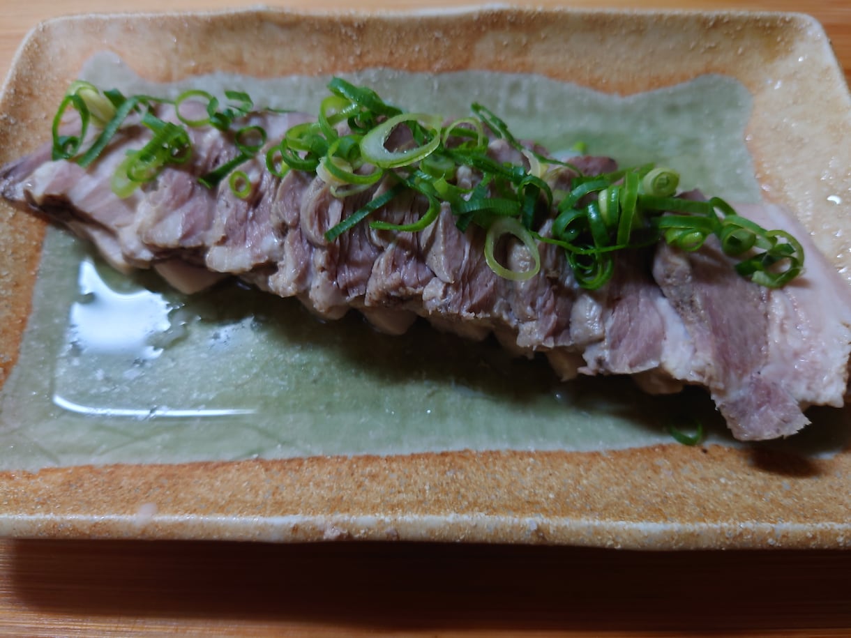 初心者様でも簡単！宮古そばのレシピを届けます レンジで簡単！豚バラチャーシューと、宮古そばの紹介です。 イメージ2
