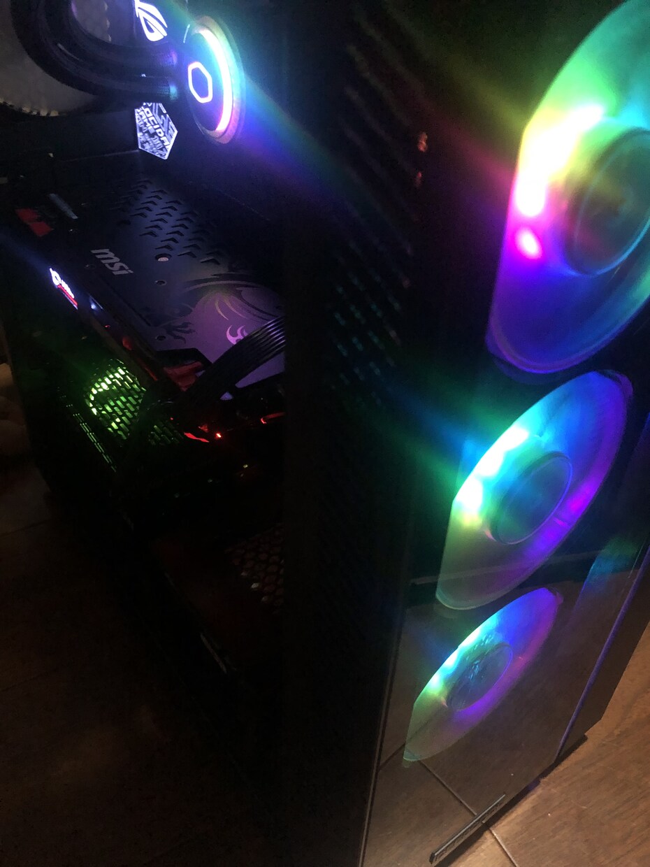 自作PCの組み立て代行や自作PCの構成の提案します 用途と予算に見合った自作PCの制作、構成の提案が可能です！ イメージ4