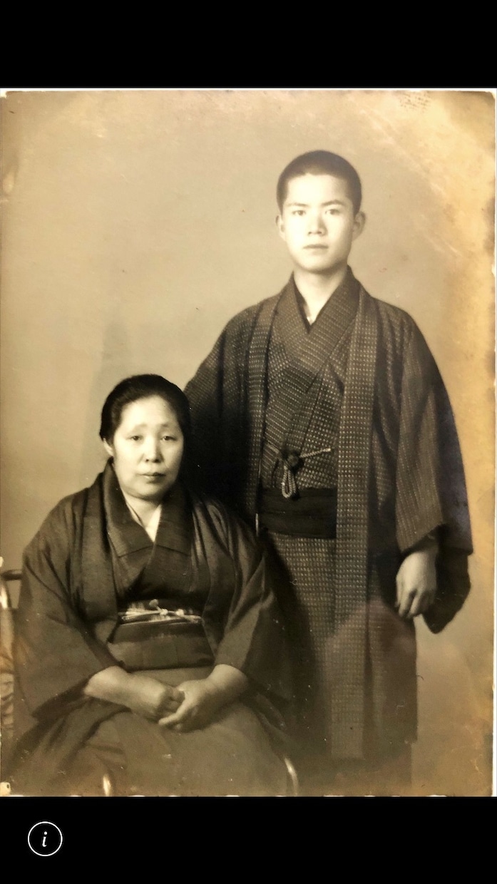 古いアルバム写真を映像にデジタル化します スマホで写アルバムの写真を送るだけ！家族の歴史を感動映像に！ イメージ4