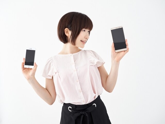 お得な格安スマホ乗り換えを最新情報でサポートします 毎月7500円、年間約10万円の貯蓄を可能にした最新節約術 イメージ1
