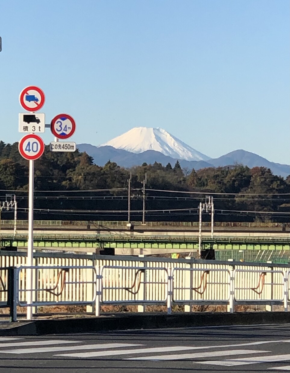 あなたのお話お聞きします 身近な人には話せない、そんなお話お聞きします。 イメージ1